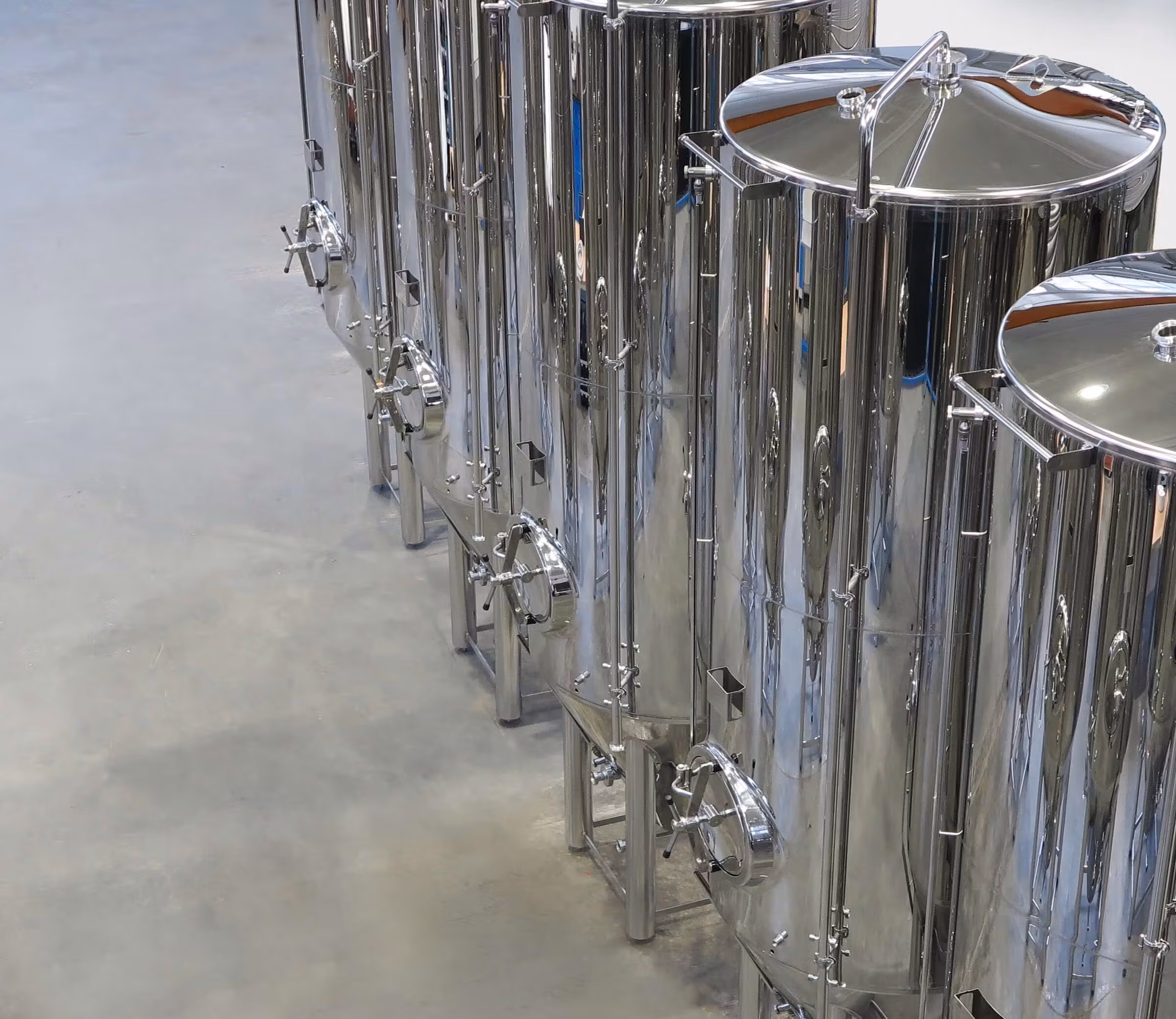 beer storage tanks. Beer Storage Tanks: Maintaining Quality from Fermentation to Packaging blog-header image