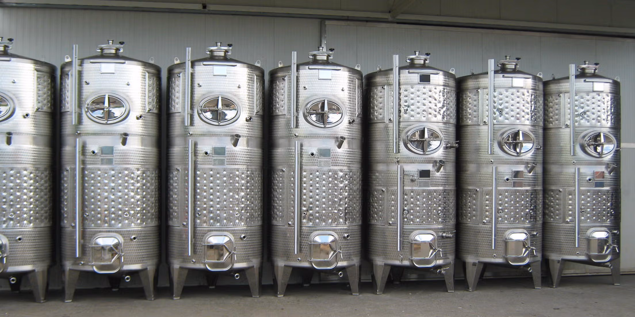 cider fermentation tanks. Cider Fermentation Tanks: Achieving Consistency and Control in Every Batch blog-header image