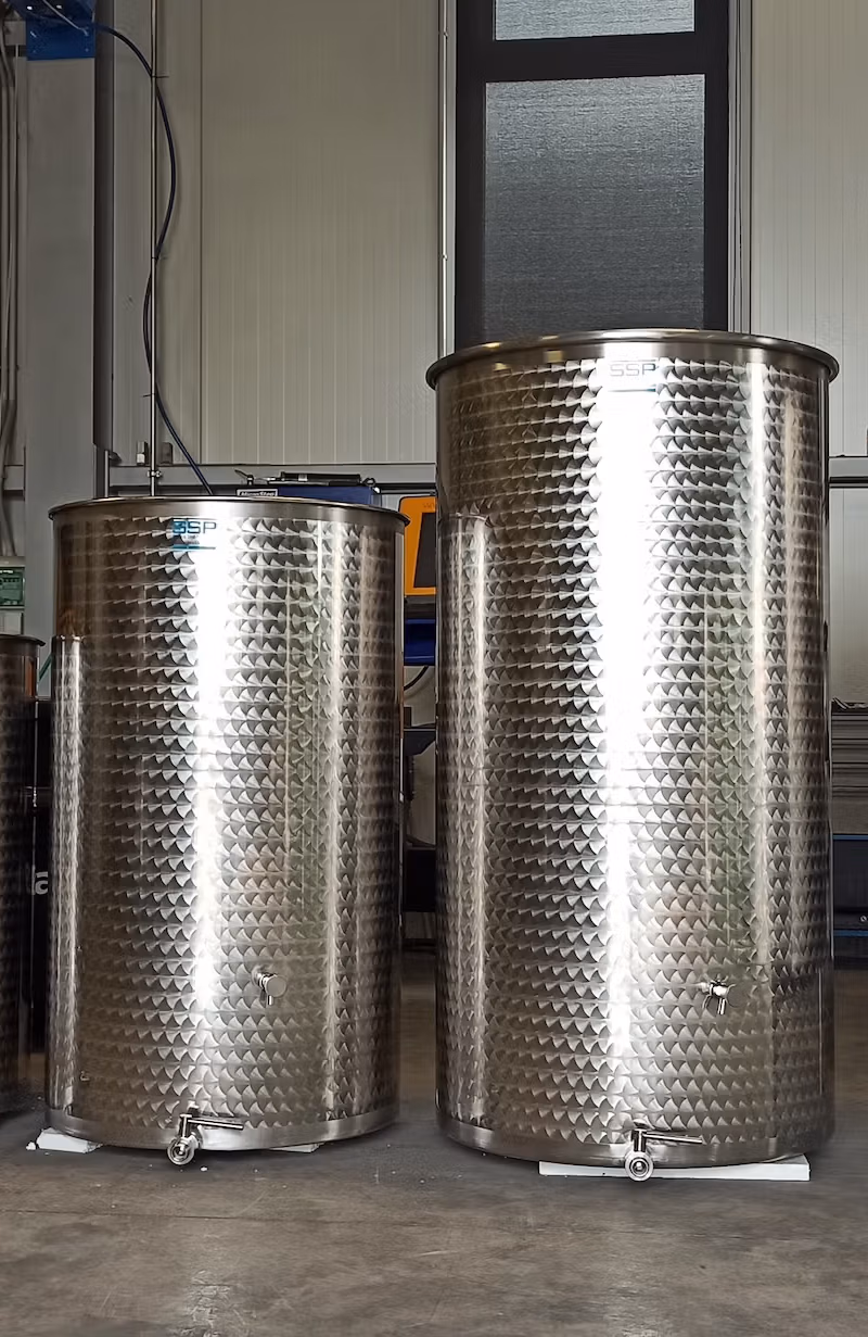 stainless steel storage tanks